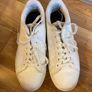 Adidas cloudfoam sneakers size 9